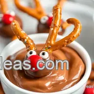 How to Make Festive Dip Pretzel Reindeer: Easy Holiday Fun!