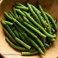 Garlicky Lemon sauteed green beans recipe Ready in 20 mins