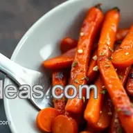 Honey-Garlic glazed carrots recipe: Easy Side Dish