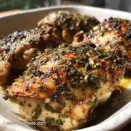 Slow Cooker Chicken Thigh Recipe with Garlic and Herbs: Tender & Flavorful