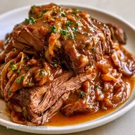 Top Round Roast Onion Gravy for 8 Servings