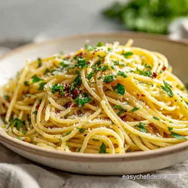 Spaghetti Aglio e Olio in 15 Minutes for 4 Servings Recipe Card