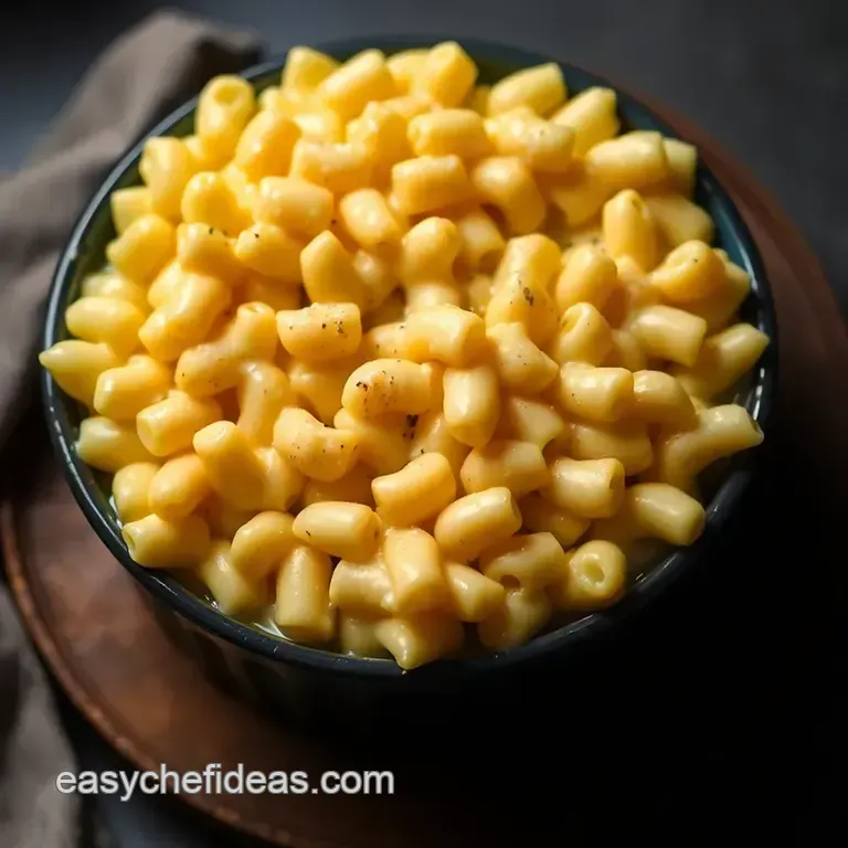 Creamy Dreamy Stovetop Mac & Cheese presentation